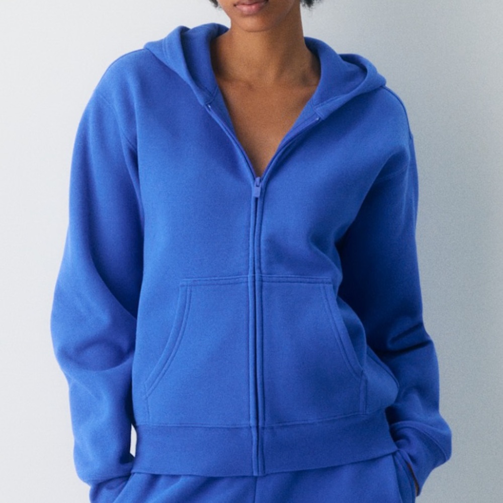 Aritzia TNA cozy boyfriend fleece